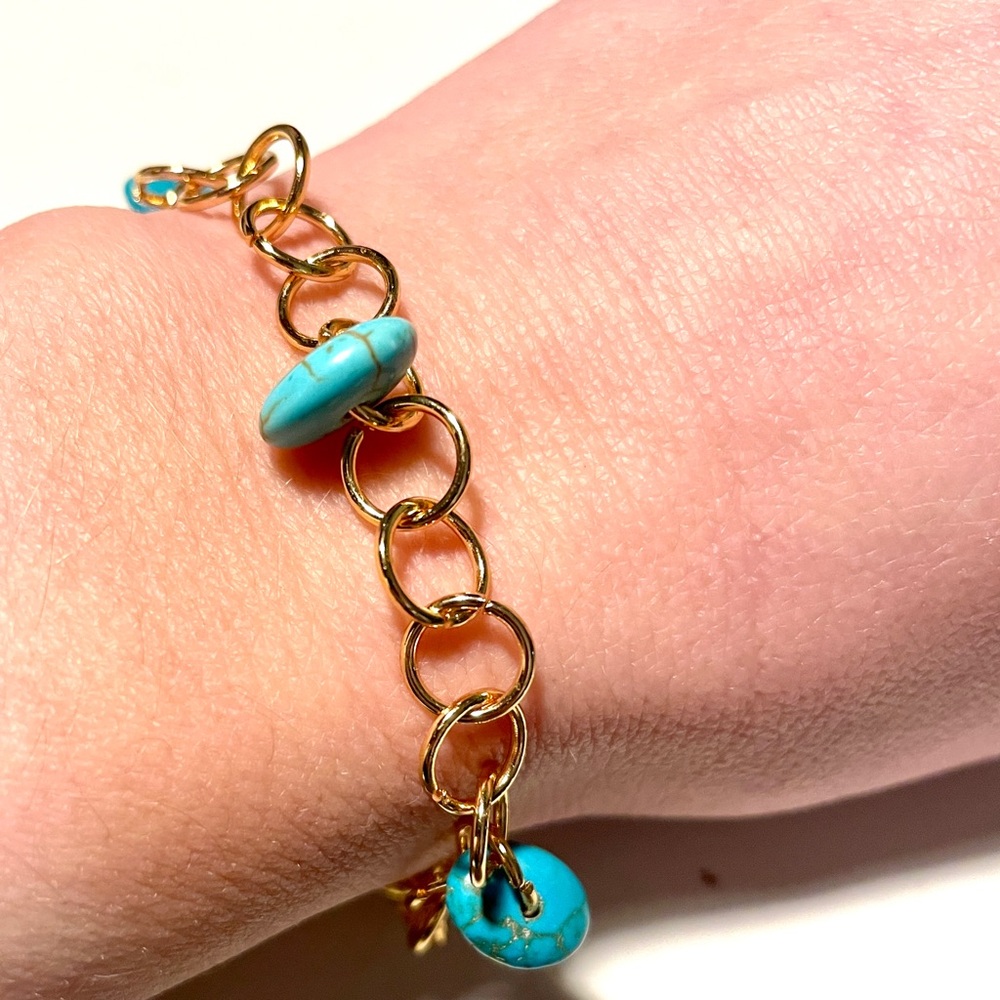 Hand Crafted 18k Gold Plated and Turquoise Dyed Howlite Stone Bracelet